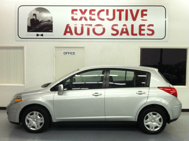 2012 Nissan Versa Carrera C4S