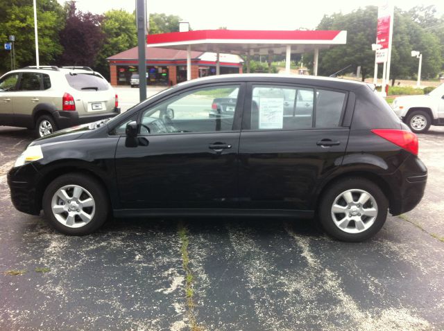 2012 Nissan Versa Sportxcab Crew Cab