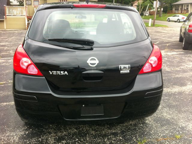 2012 Nissan Versa Sportxcab Crew Cab