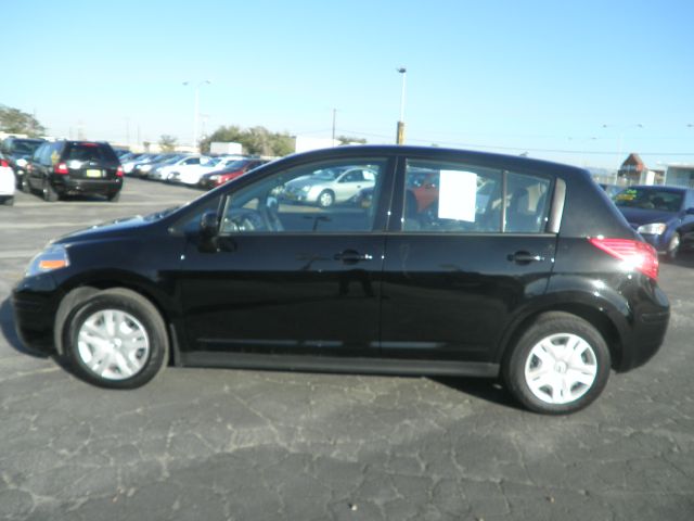 2012 Nissan Versa Carrera C4S