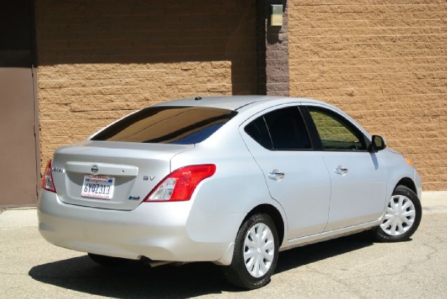 2012 Nissan Versa Track Edition 3.8