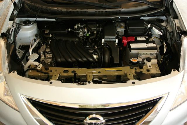 2012 Nissan Versa Track Edition 3.8