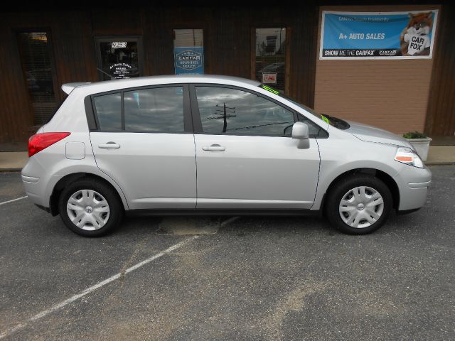 2012 Nissan Versa Carrera C4S