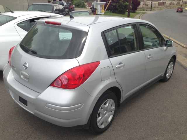 2012 Nissan Versa Carrera C4S