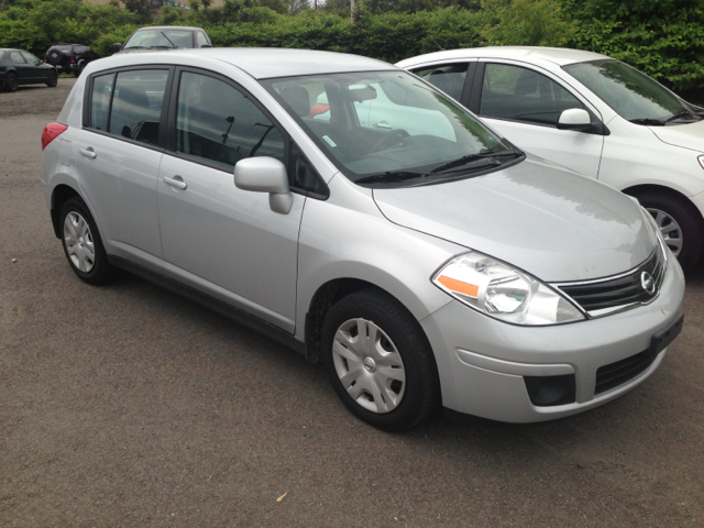 2012 Nissan Versa Carrera C4S