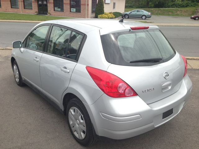 2012 Nissan Versa Carrera C4S