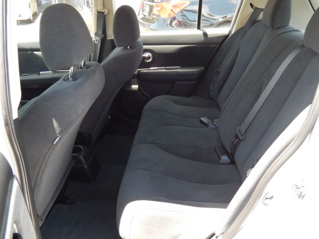 2012 Nissan Versa Carrera C4S