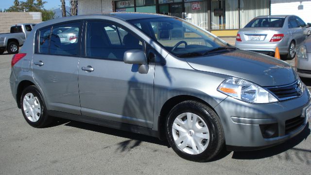 2012 Nissan Versa Carrera C4S