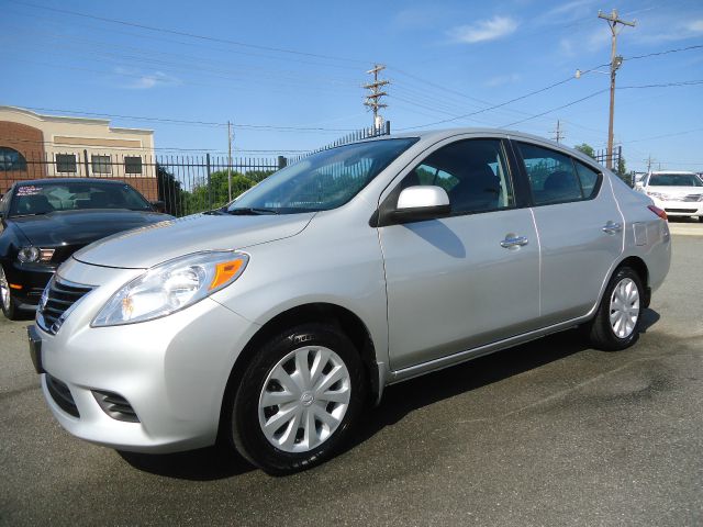 2012 Nissan Versa Track Edition 3.8