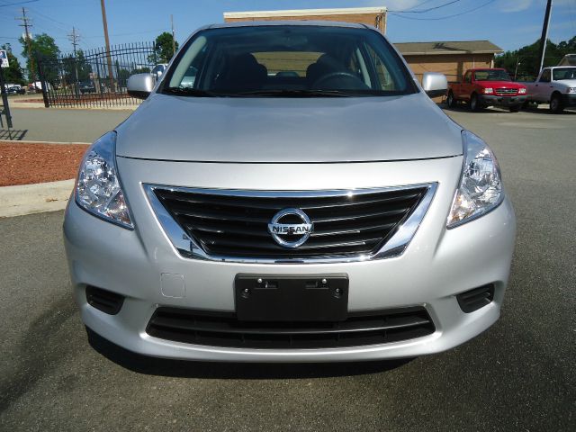 2012 Nissan Versa Track Edition 3.8