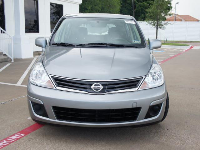 2012 Nissan Versa E43