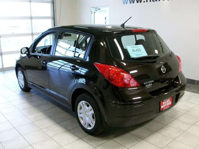 2012 Nissan Versa E43