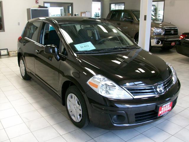 2012 Nissan Versa E43