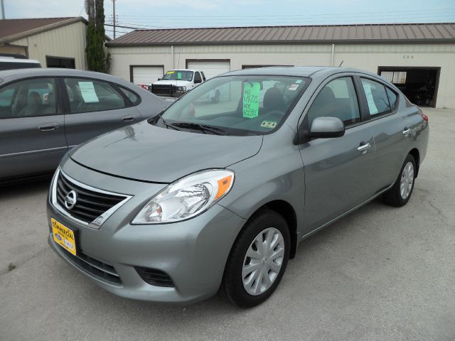 2012 Nissan Versa 1500 SLE Ext. Cab 2WD