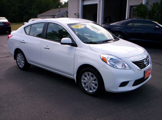 2012 Nissan Versa Track Edition 3.8