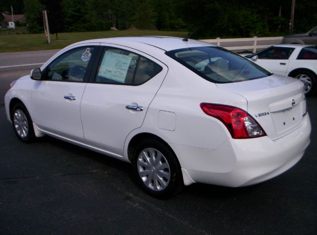 2012 Nissan Versa Track Edition 3.8