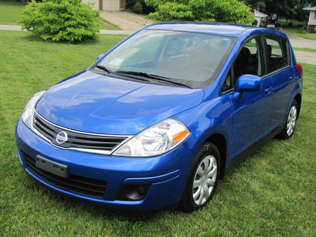 2012 Nissan Versa Carrera C4S