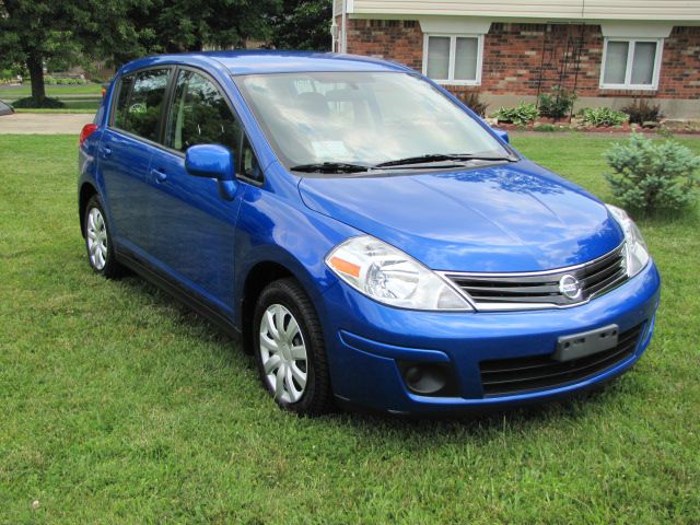 2012 Nissan Versa Carrera C4S