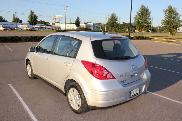 2012 Nissan Versa Carrera C4S