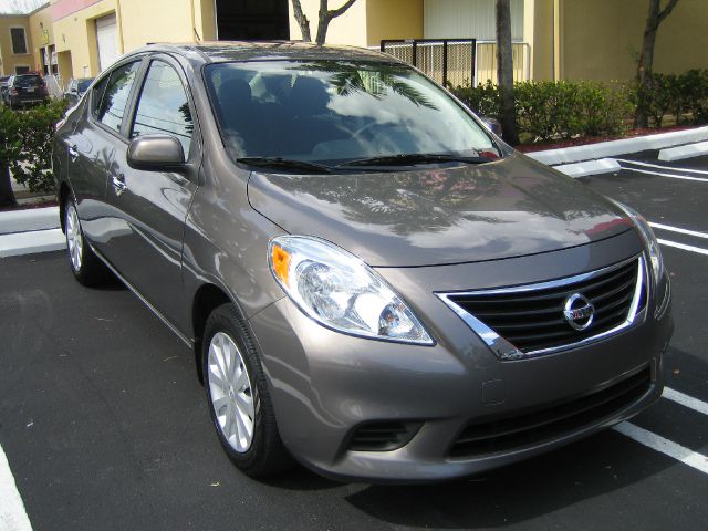 2012 Nissan Versa Track Edition 3.8