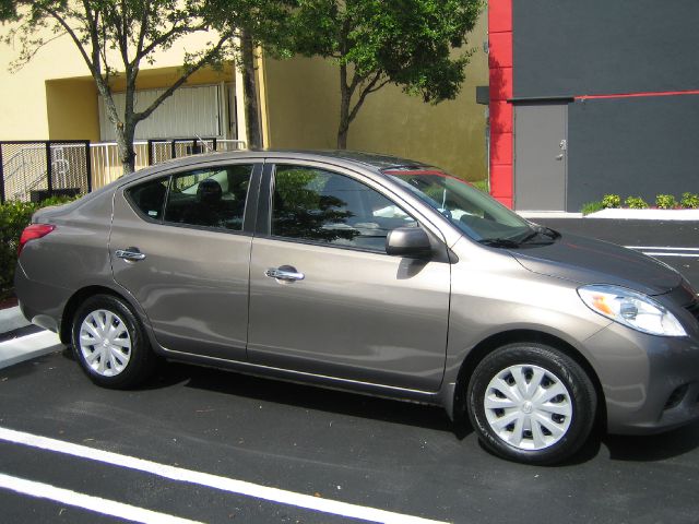 2012 Nissan Versa Track Edition 3.8