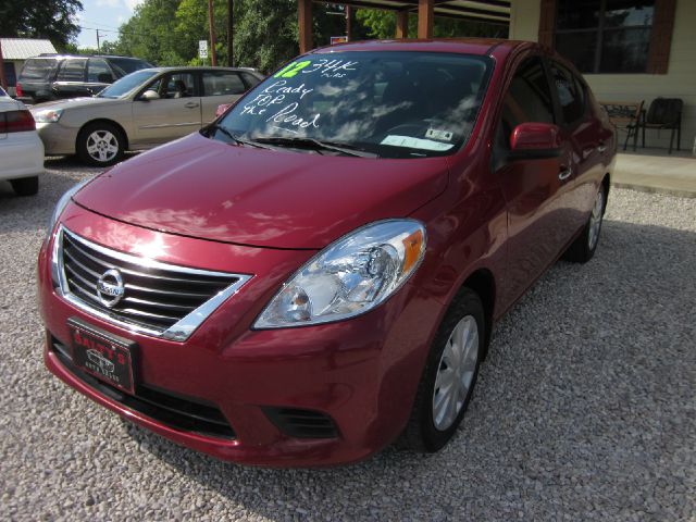 2012 Nissan Versa Unknown