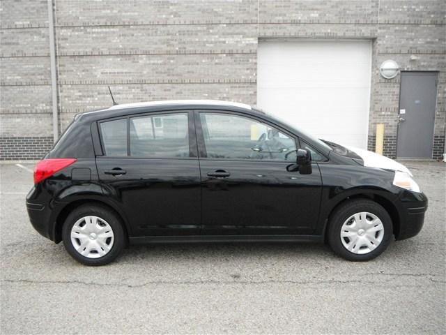 2012 Nissan Versa Unknown