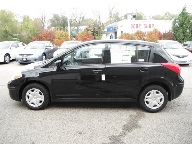 2012 Nissan Versa Unknown