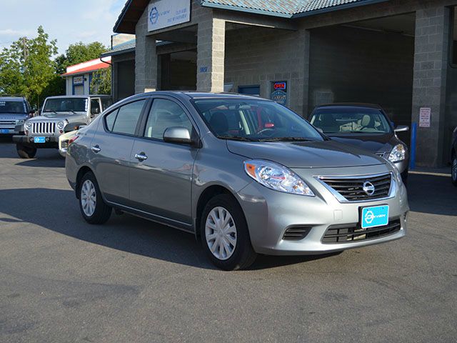 2013 Nissan Versa Track Edition 3.8