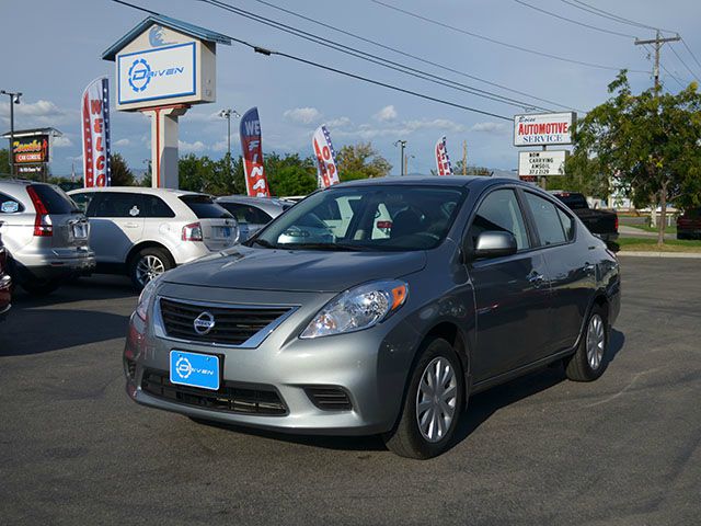 2013 Nissan Versa Track Edition 3.8