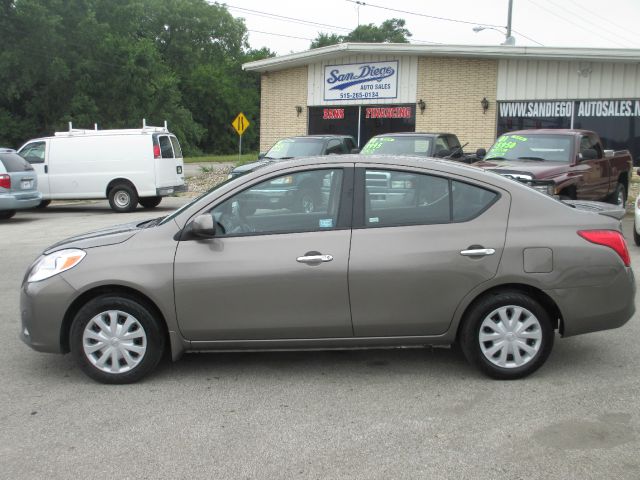 2013 Nissan Versa 1500 SLE Ext. Cab 2WD