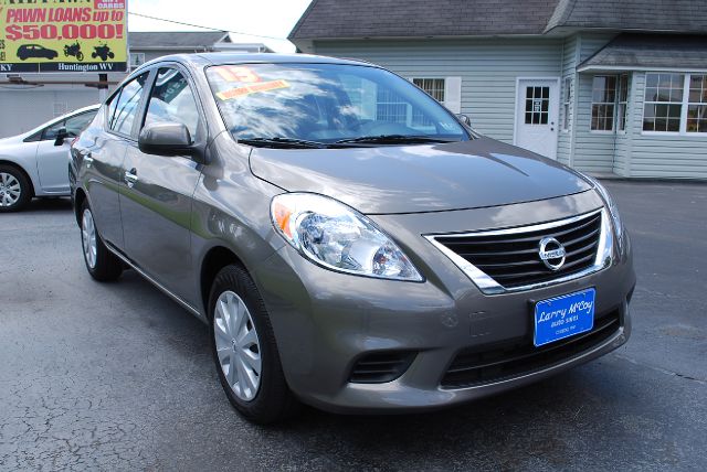 2013 Nissan Versa With Bluetoothconvenience Pkg