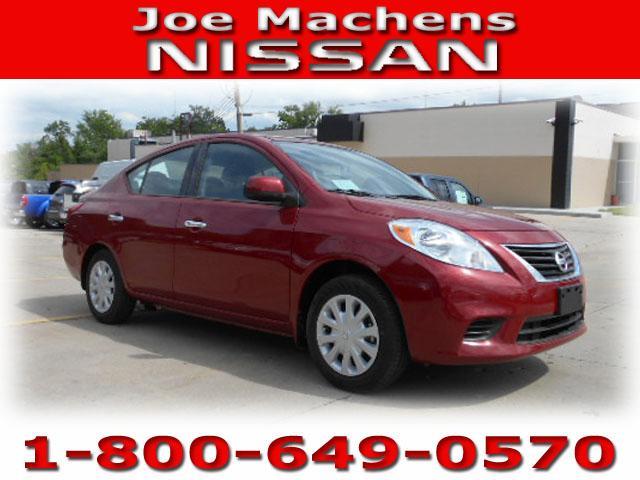 2014 Nissan Versa 745lilow Milesmint Condtionclean Carfax Se