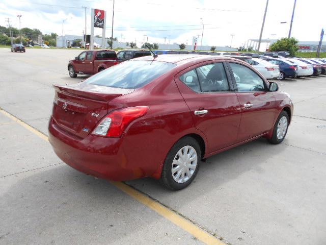 2014 Nissan Versa 745lilow Milesmint Condtionclean Carfax Se