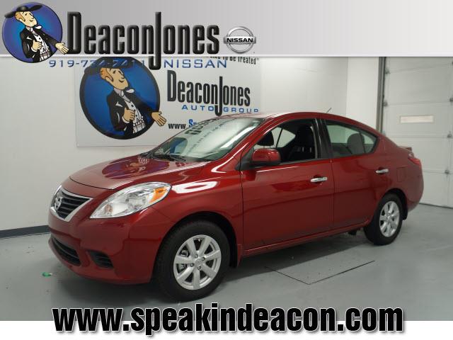 2014 Nissan Versa 745lilow Milesmint Condtionclean Carfax Se