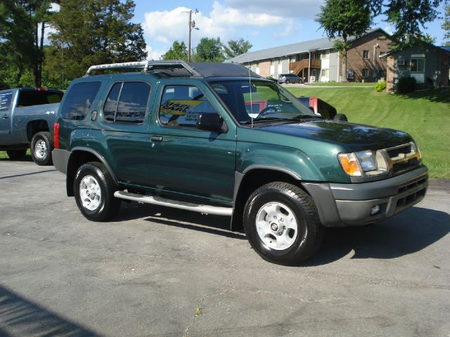 2000 Nissan Xterra LX V-6