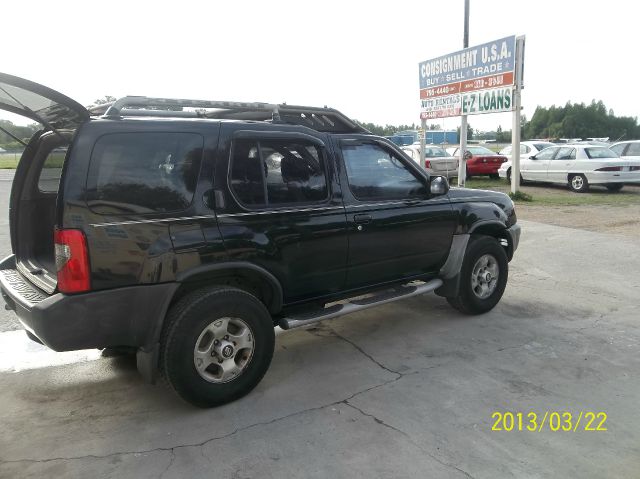 2000 Nissan Xterra LX V-6