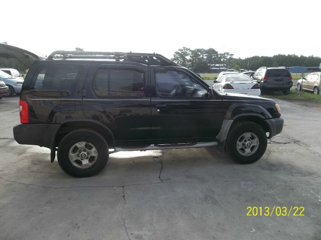 2000 Nissan Xterra LX V-6