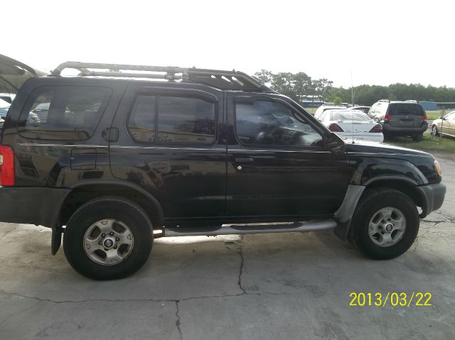 2000 Nissan Xterra LX V-6