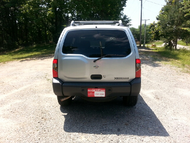 2000 Nissan Xterra Lariat XL