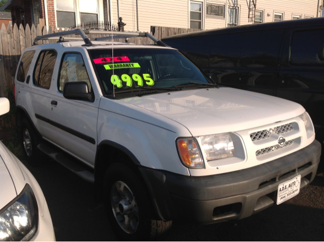 2000 Nissan Xterra EX-L W/ DVD System