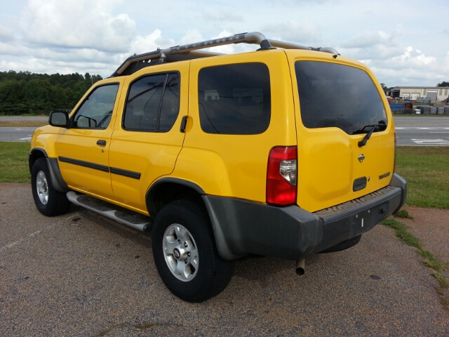 2000 Nissan Xterra SE