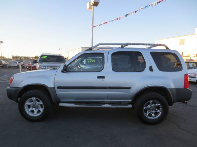 2001 Nissan Xterra EX-L W/ DVD System