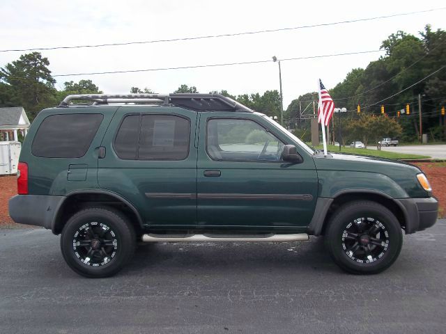 2001 Nissan Xterra LX V-6