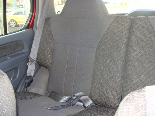 2001 Nissan Xterra AWD W/leatherroof (7pass)