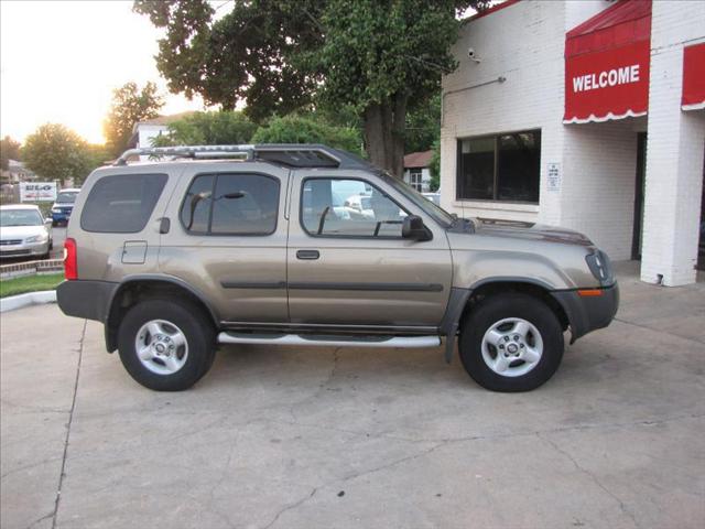 2002 Nissan Xterra Flat Bed 4x4