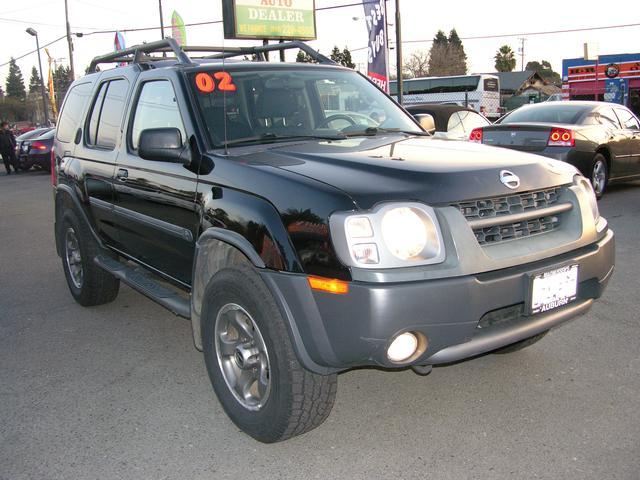 2002 Nissan Xterra SEL, Moonroof, Htd Leather, Lo