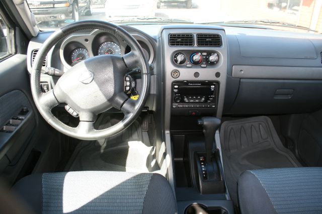 2002 Nissan Xterra LX V-6