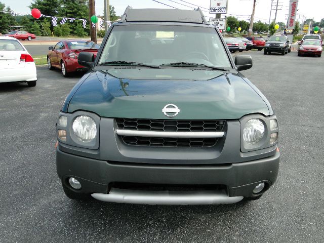 2002 Nissan Xterra AWD W/leatherroof (7pass)