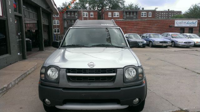 2002 Nissan Xterra AWD W/leatherroof (7pass)